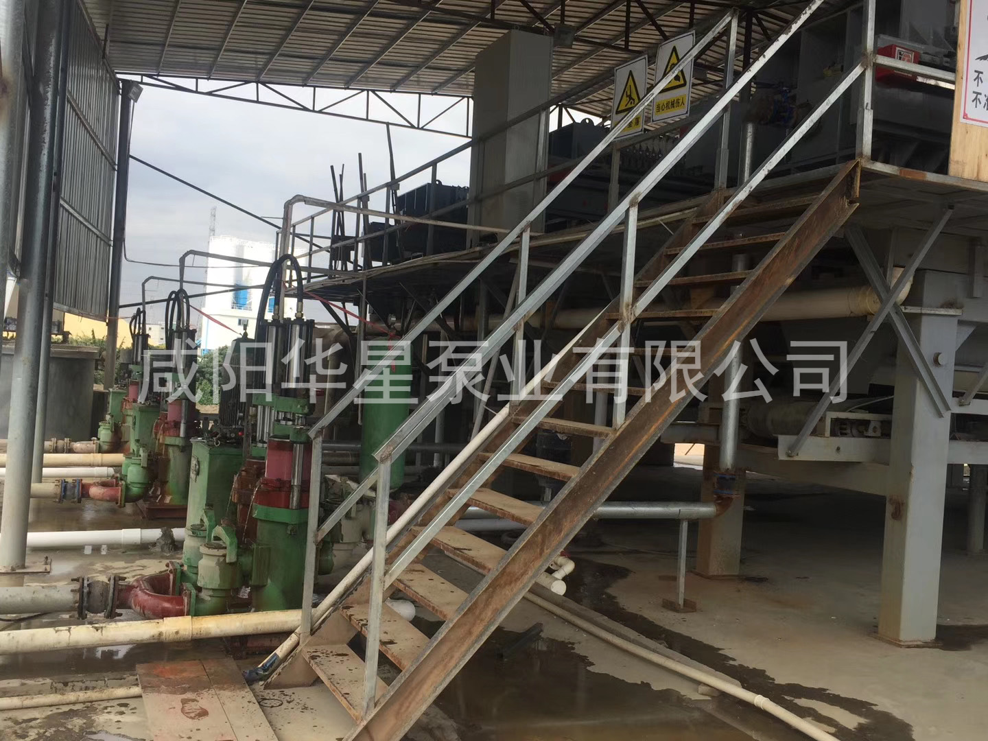 壓濾機入料泵結構簡單、易維修、結構設計